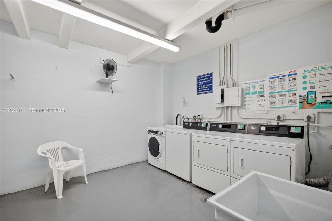 200 Diplomat Pkwy, Unit 531, Hallandale Beach, FL 33009 Photo