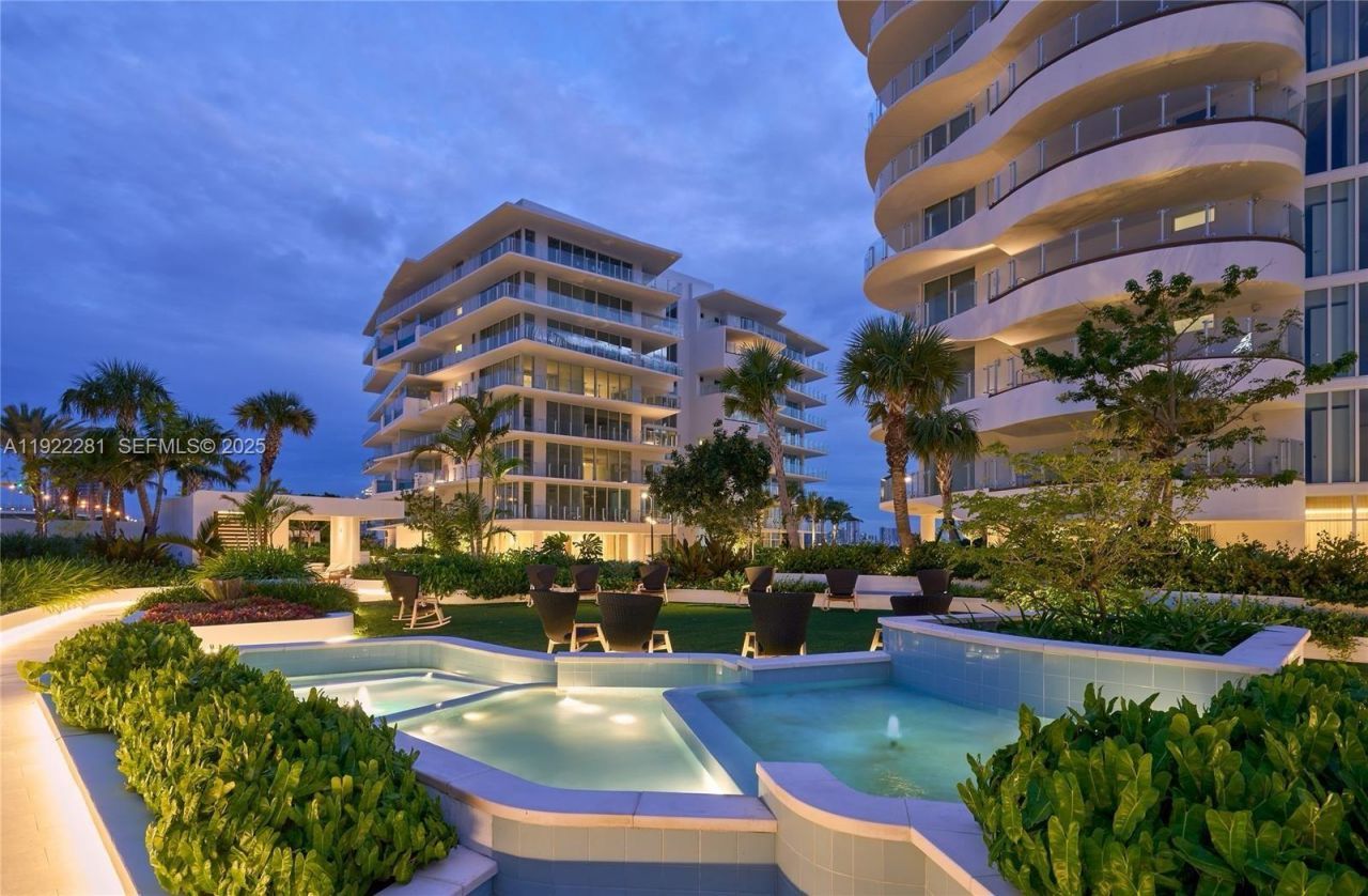 2241 SE 17th St, Unit 703, Fort Lauderdale, FL 33316 Photo