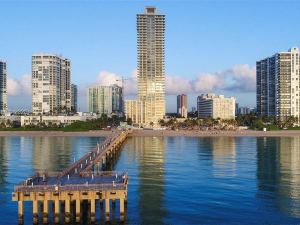 16699 Collins Ave, Unit 2408, Sunny Isles Beach, FL 33160