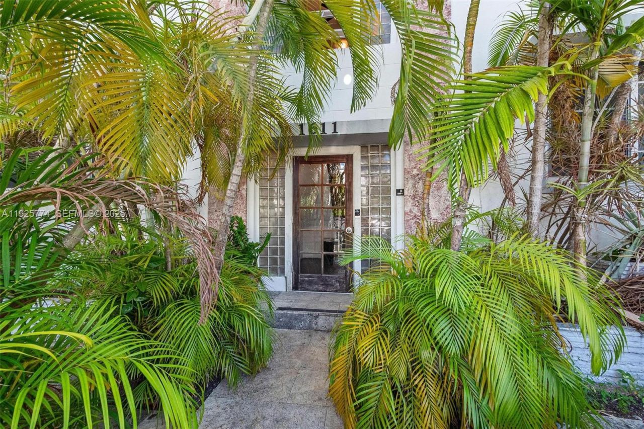 1611 Euclid Ave, Unit 8, Miami Beach, FL 33139 Photo
