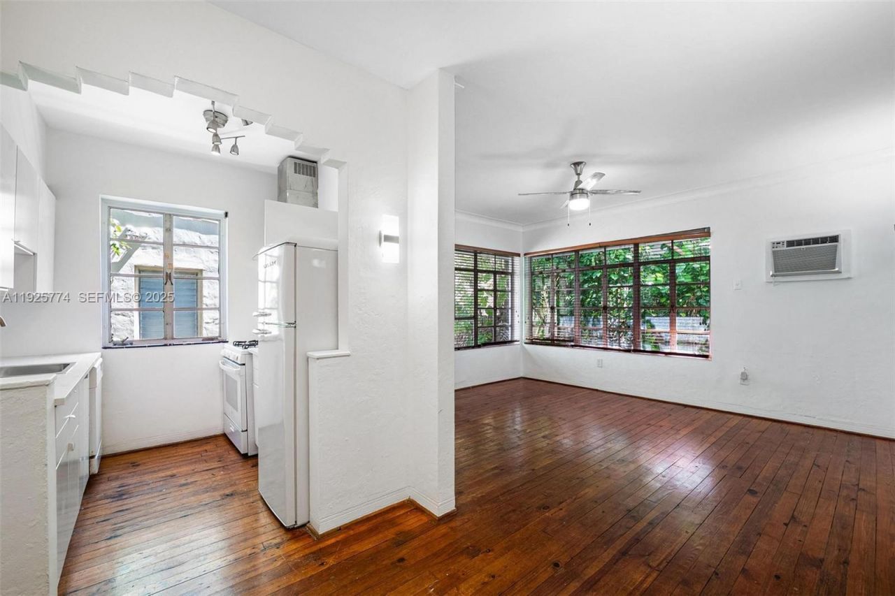 1611 Euclid Ave, Unit 8, Miami Beach, FL 33139 Photo