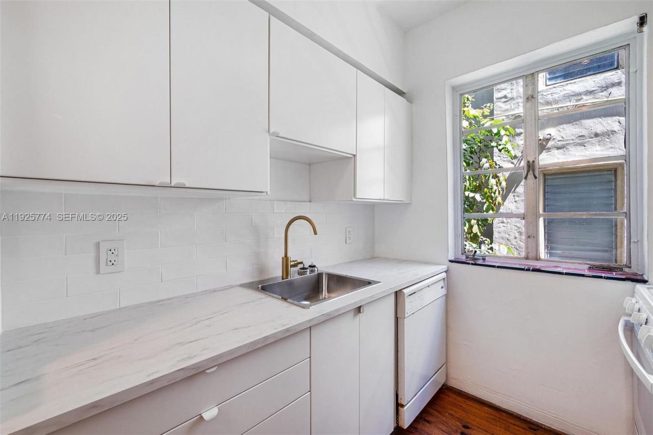 1611 Euclid Ave, Unit 8, Miami Beach, FL 33139 Photo