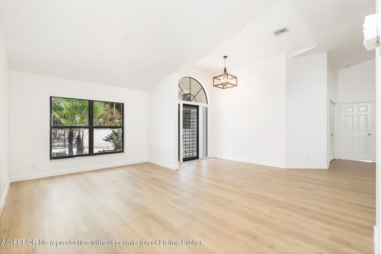 6725 Katherine Road, West Palm Beach, FL 33413 Photo