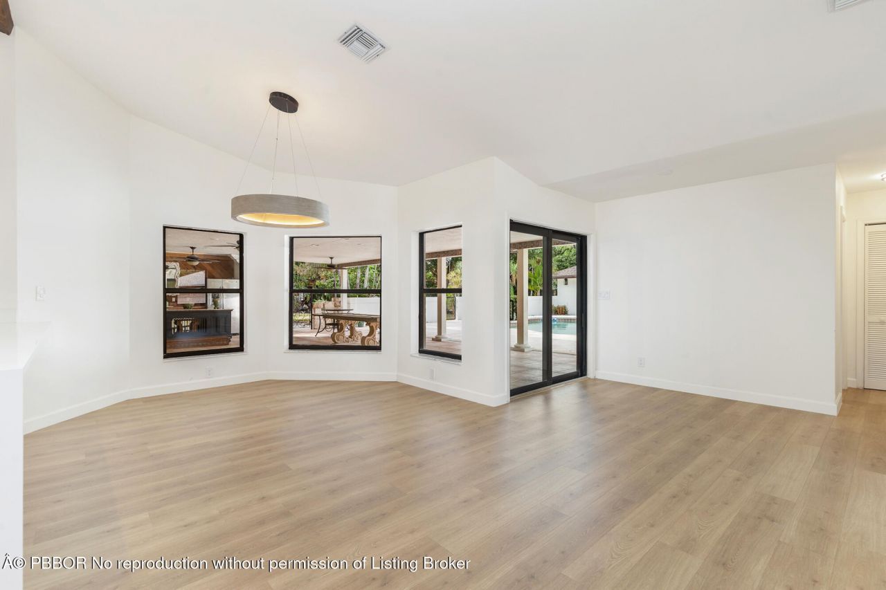 6725 Katherine Road, West Palm Beach, FL 33413 Photo