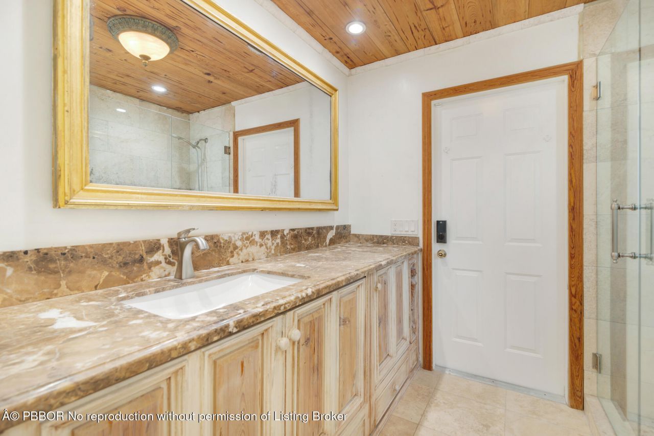 6725 Katherine Road, West Palm Beach, FL 33413 Photo