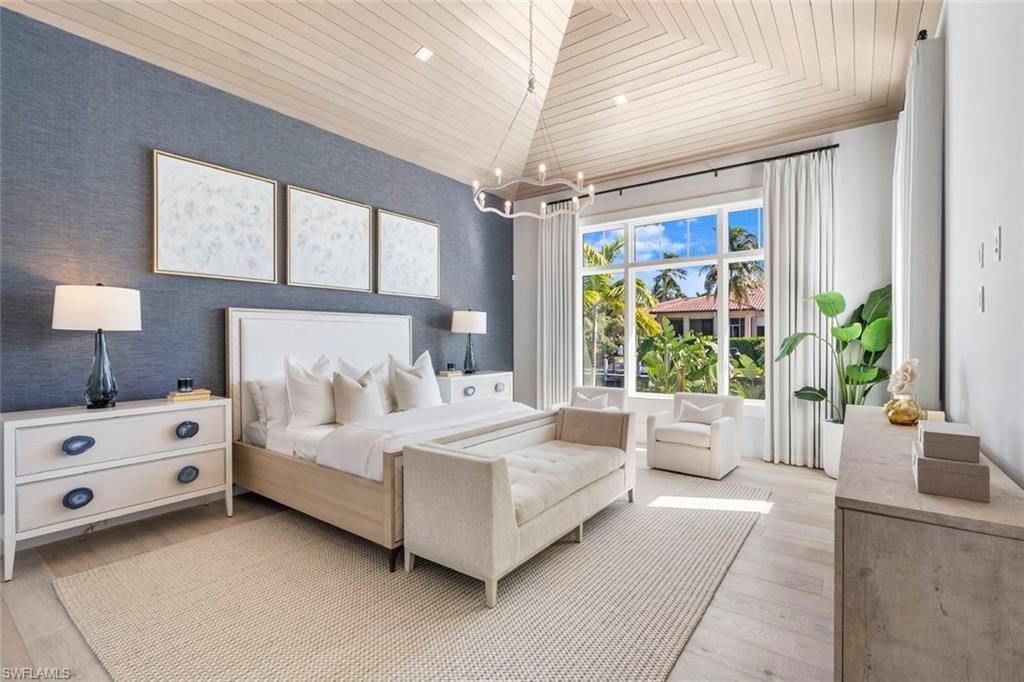 2231 Forrest Ln, Naples, FL 34102 Photo