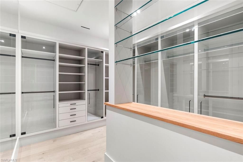 2231 Forrest Ln, Naples, FL 34102 Photo