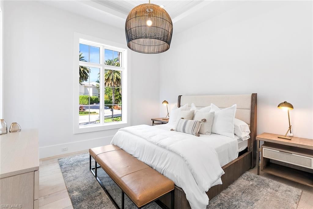 2231 Forrest Ln, Naples, FL 34102 Photo