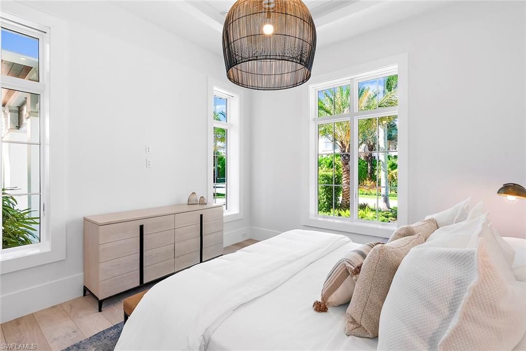 2231 Forrest Ln, Naples, FL 34102 Photo