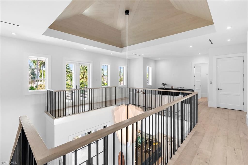 2231 Forrest Ln, Naples, FL 34102 Photo