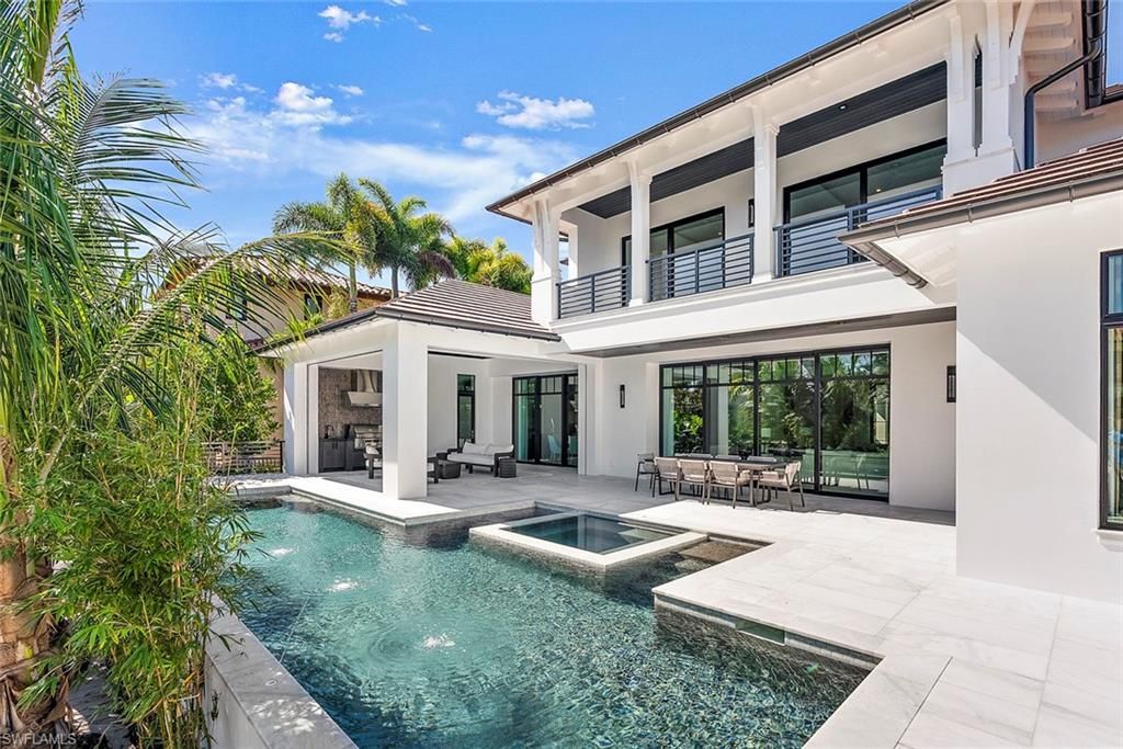 2231 Forrest Ln, Naples, FL 34102 Photo