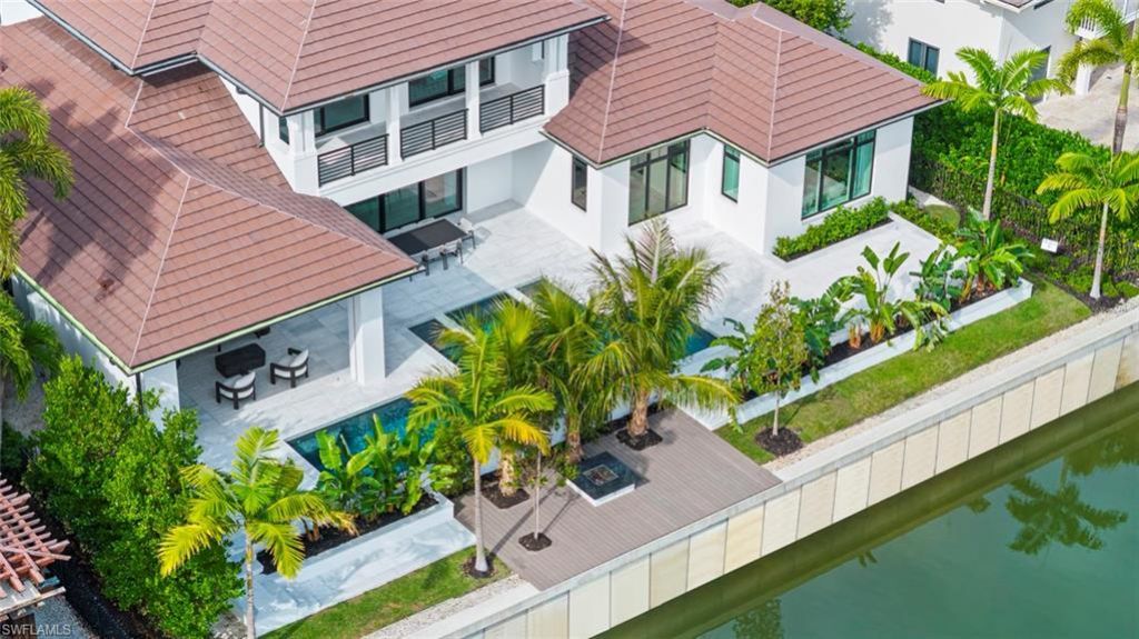 2231 Forrest Ln, Naples, FL 34102 Photo