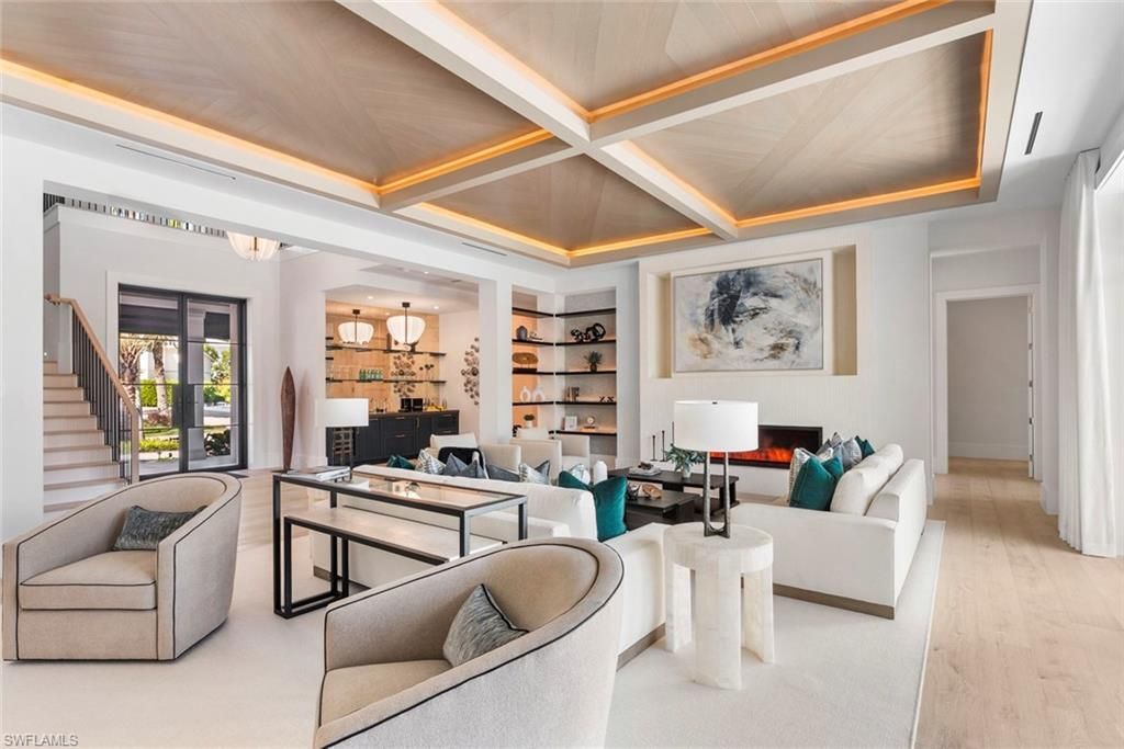 2231 Forrest Ln, Naples, FL 34102 Photo