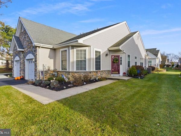 143 BURHOLME DRIVE, HAMILTON, NJ 08691