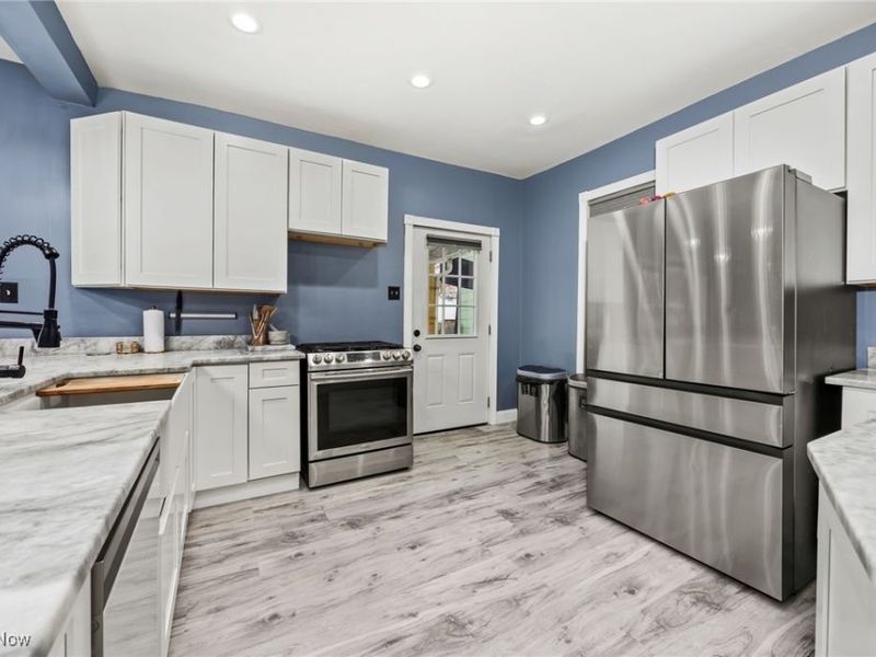 3642 Marvin Avenue, Cleveland, OH 44109 Photo 5