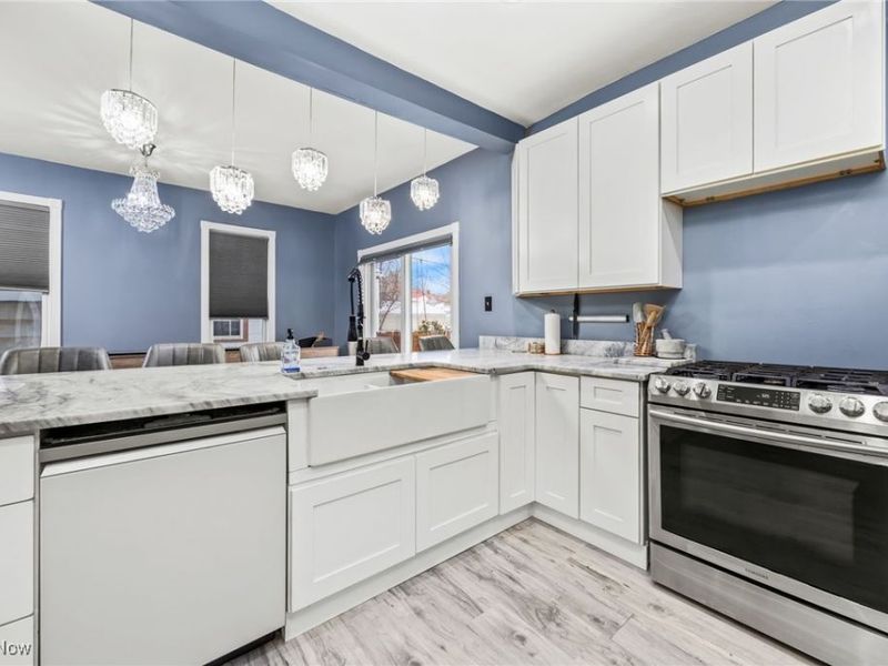 3642 Marvin Avenue, Cleveland, OH 44109 Photo 6