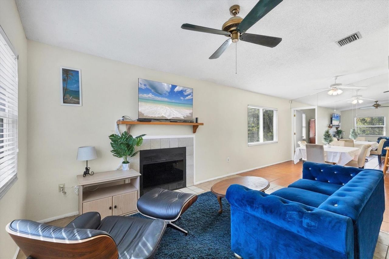 3636 59th Avenue W, Bradenton, FL 34210 Photo