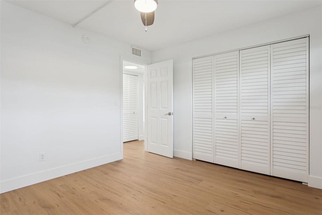 7405 Bay Island Drive S, Unit 123, South Pasadena, FL 33707 Photo