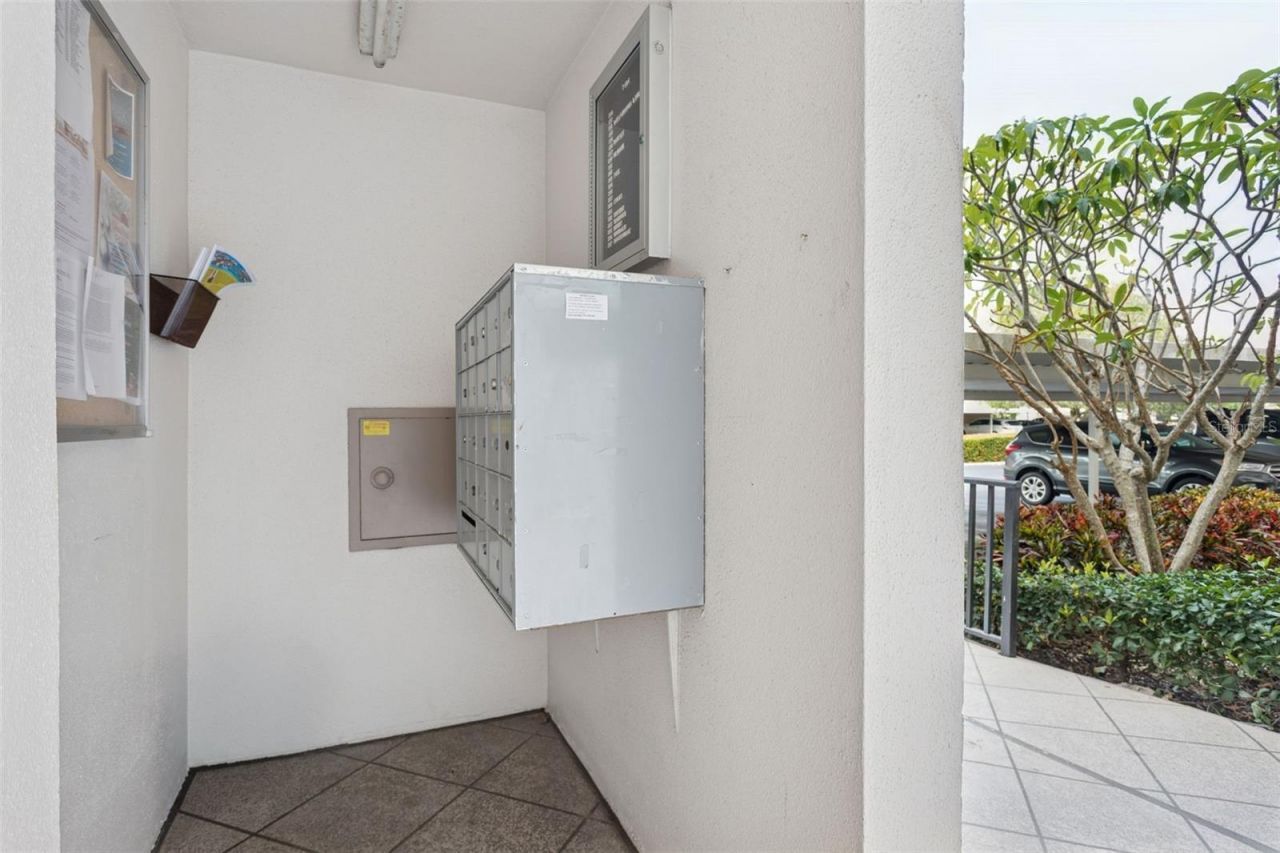 7405 Bay Island Drive S, Unit 123, South Pasadena, FL 33707 Photo