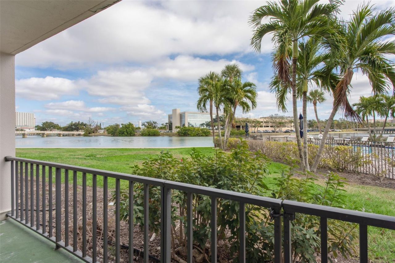 7405 Bay Island Drive S, Unit 123, South Pasadena, FL 33707 Photo