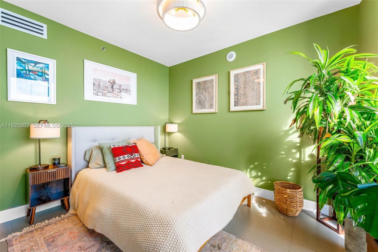 465 E Brickell Ave, Unit 3901, Miami, FL 33131 Photo