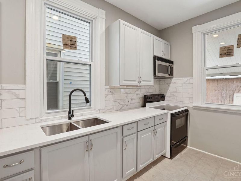 3 W Seventy Third Street, Cincinnati, OH 45216 Photo 27