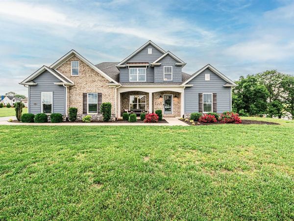 2423 Silver Oak Street, Bowling Green, KY 42104