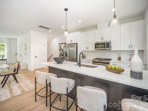 3709 Lou Ann Avenue, Charlotte, NC 28208