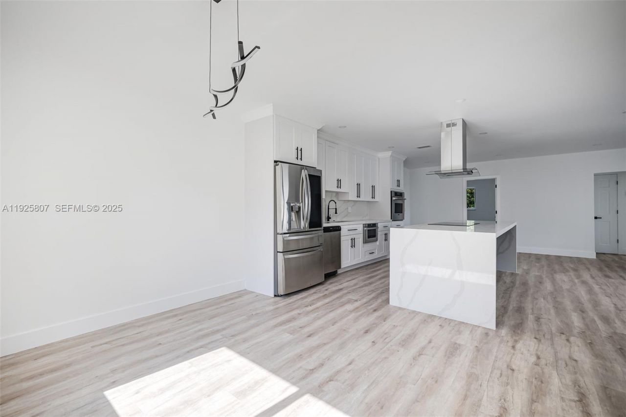 1830 NE 65th Ct, Fort Lauderdale, FL 33308 Photo