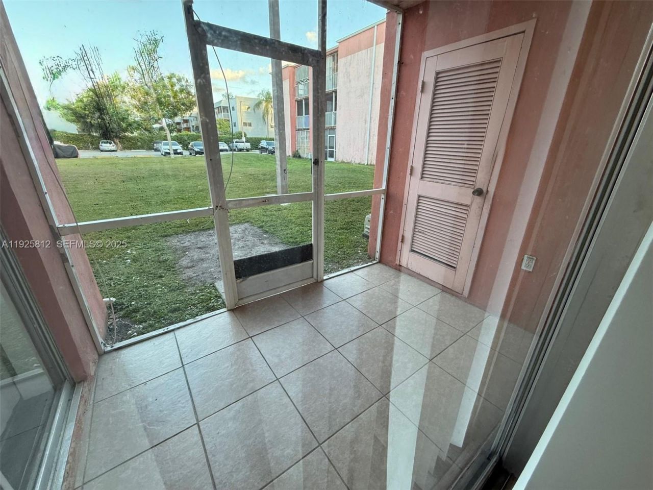 19821 SW 114th Ave, Unit 121, Miami, FL 33157 Photo