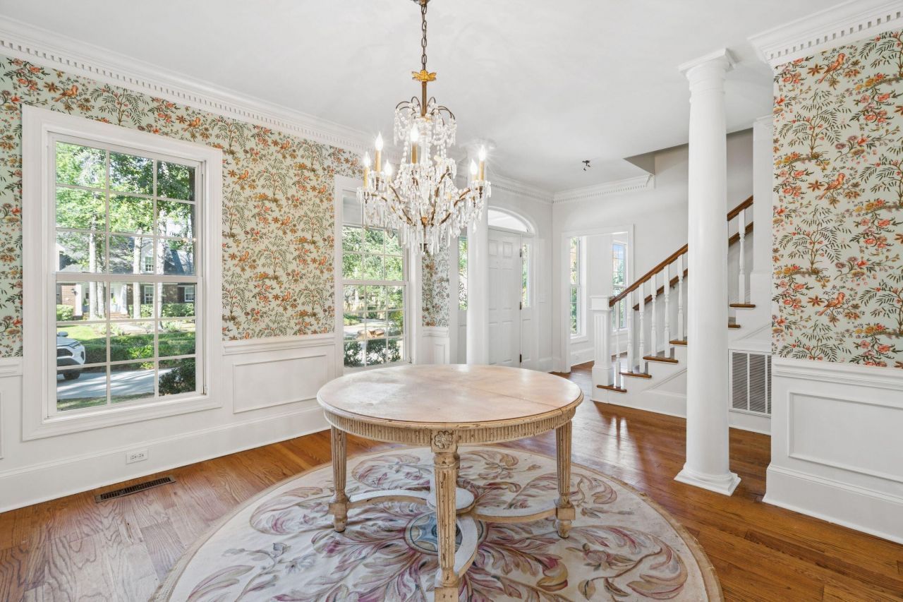 660 Ayers Drive Photo 11