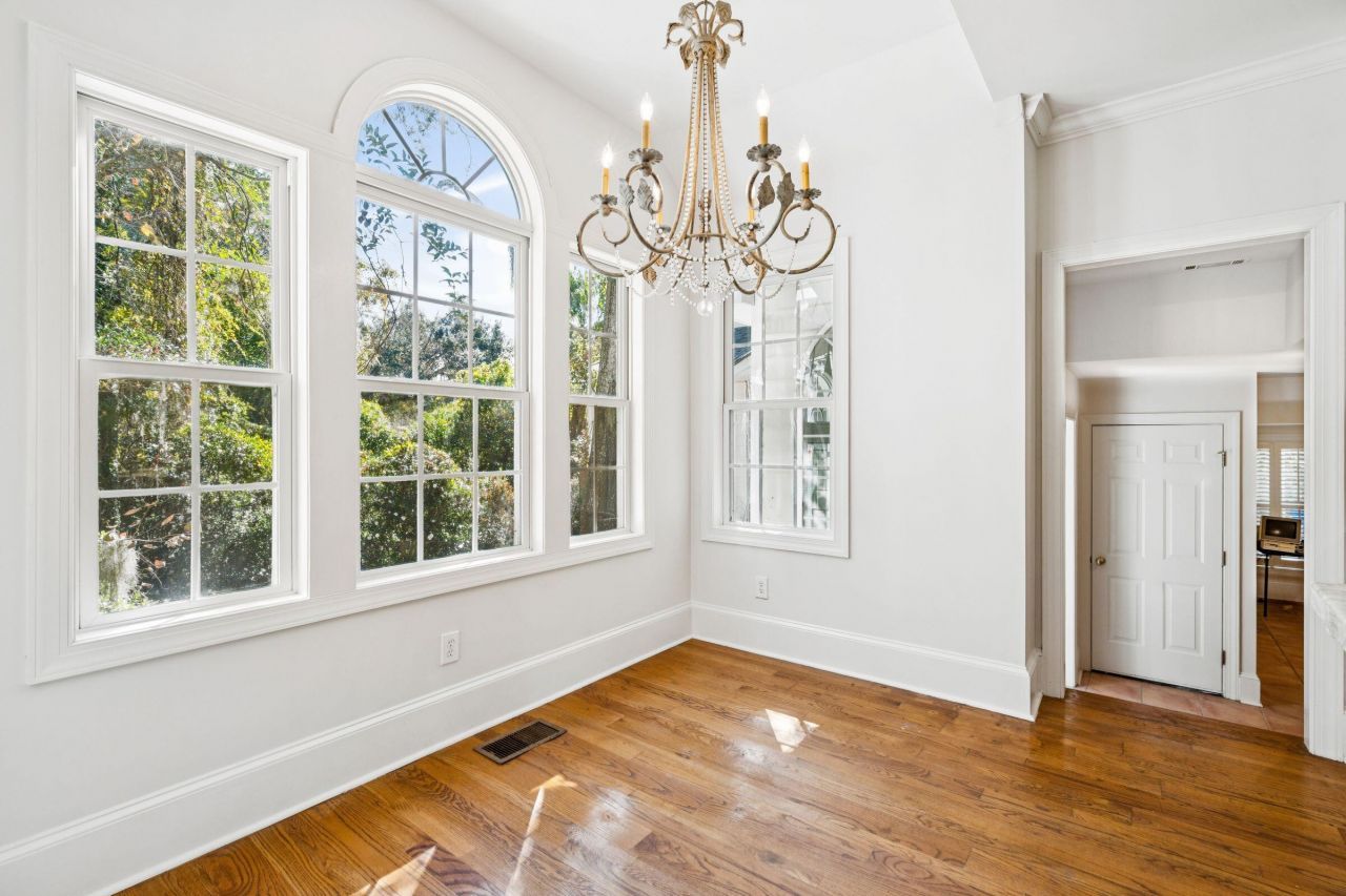 660 Ayers Drive Photo 15