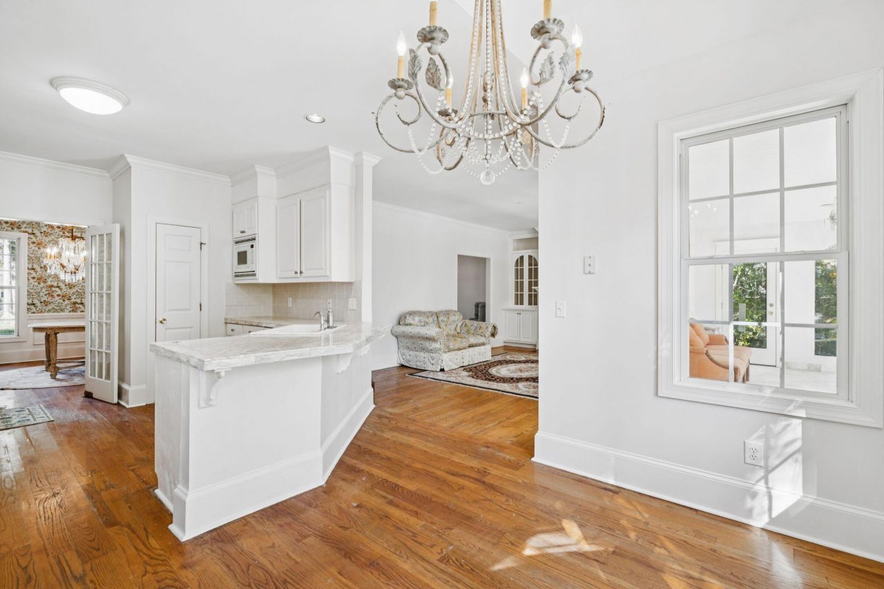 660 Ayers Drive Photo 18