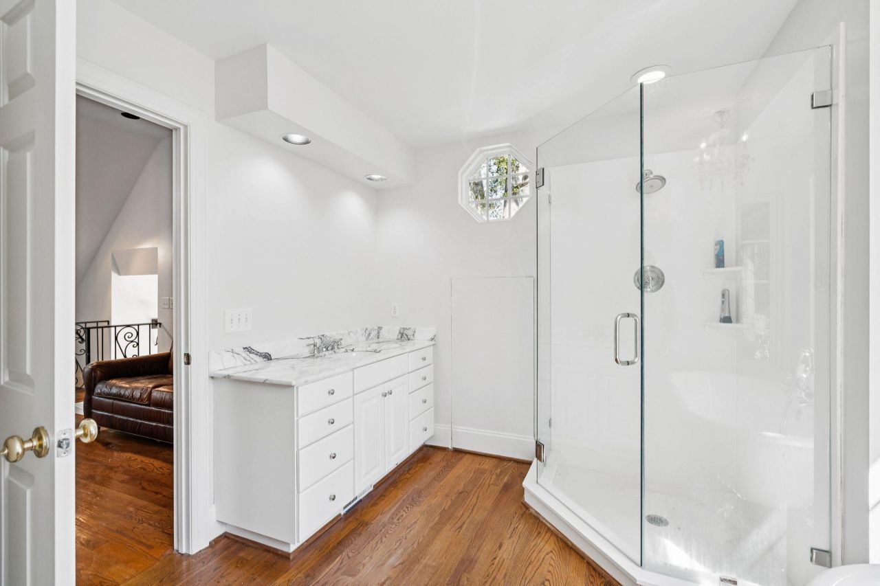 660 Ayers Drive Photo 27