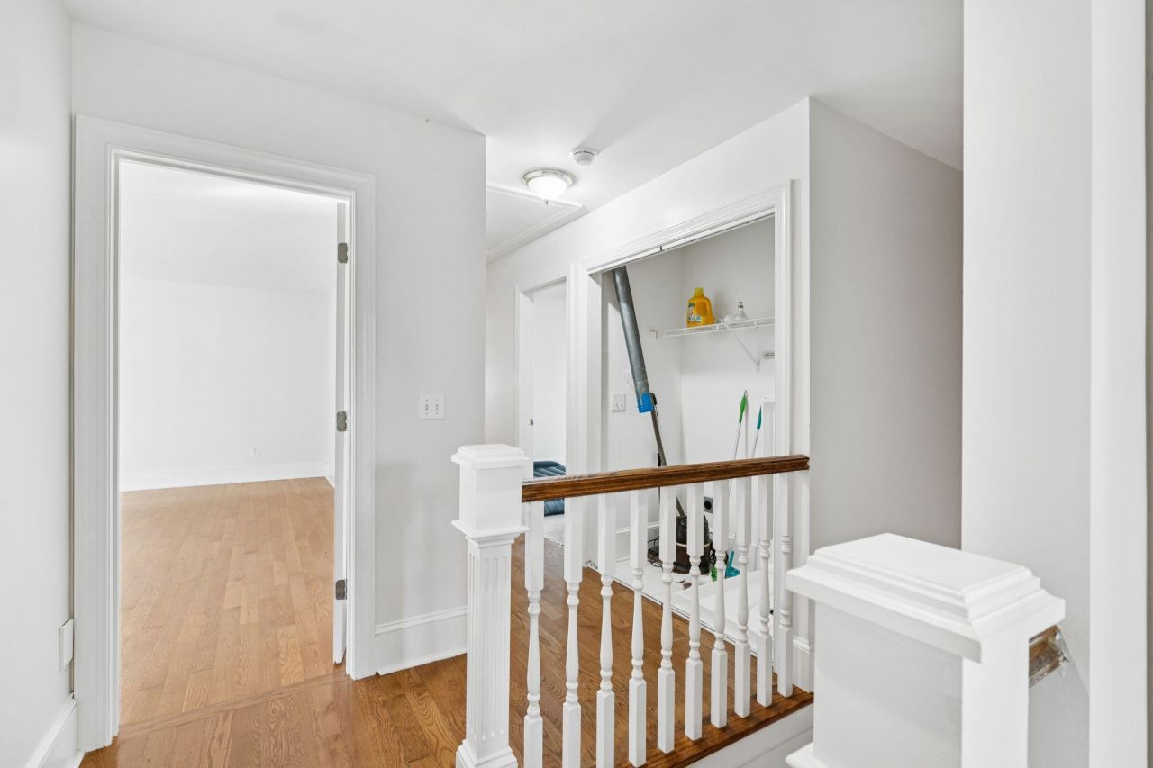 660 Ayers Drive Photo 29