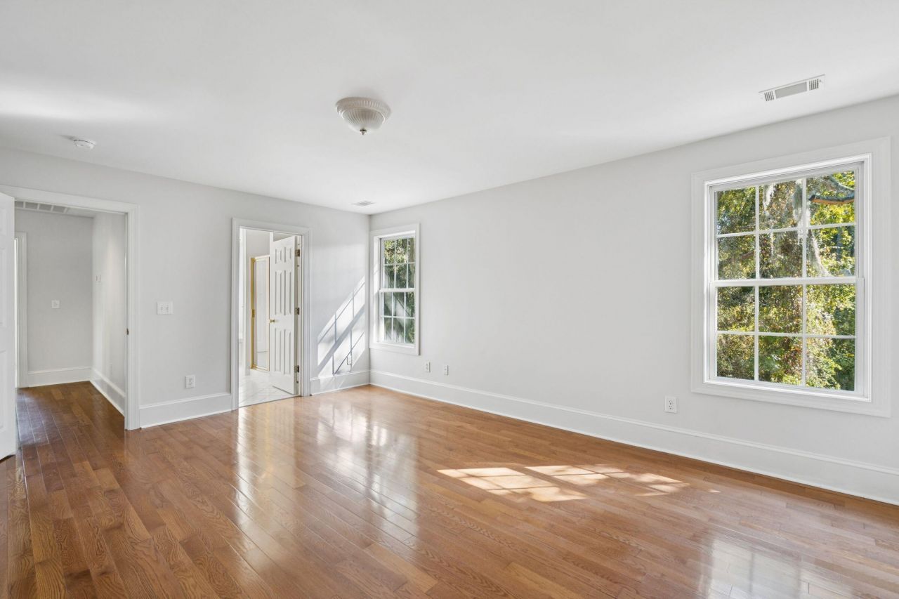 660 Ayers Drive Photo 31