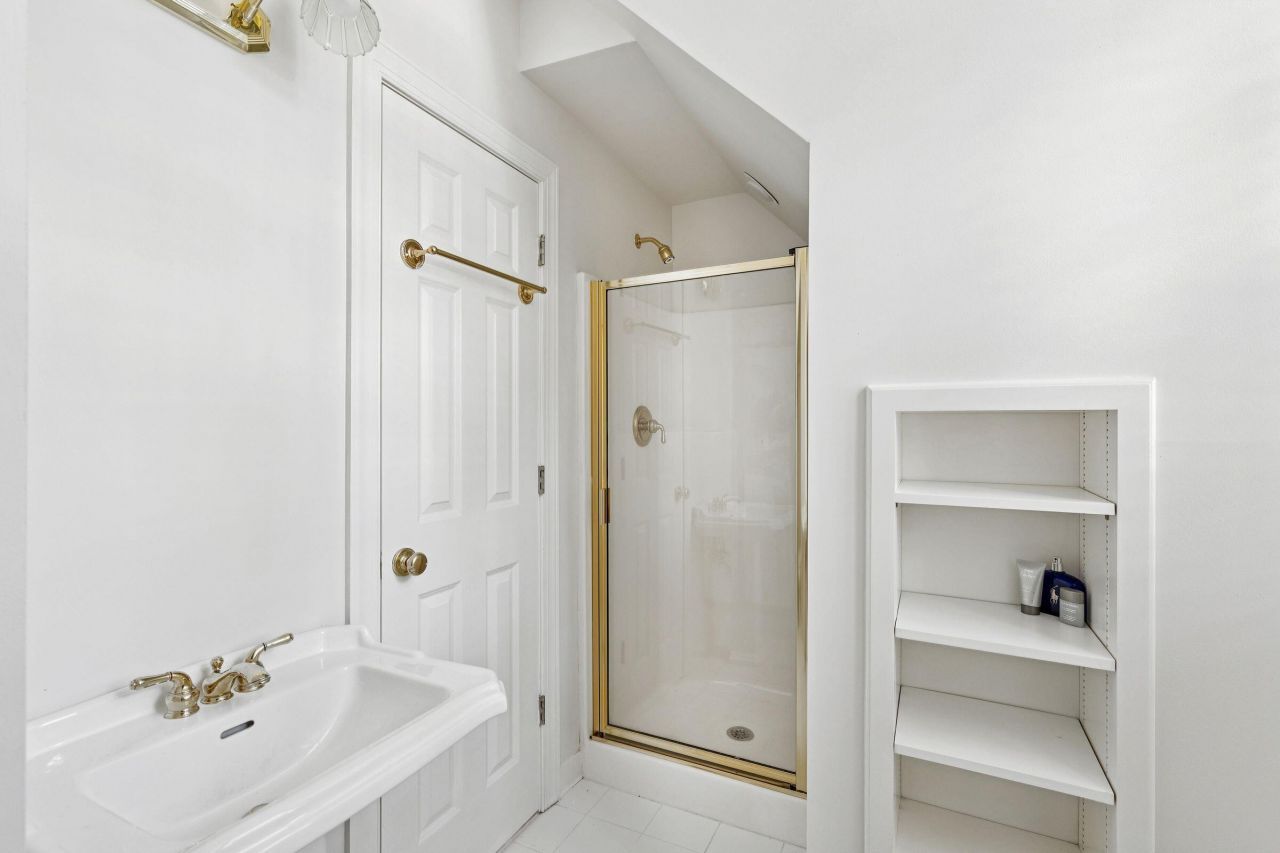 660 Ayers Drive Photo 46