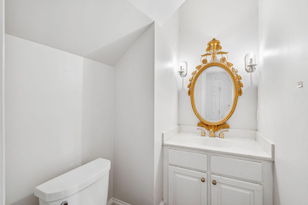 660 Ayers Drive Photo 48