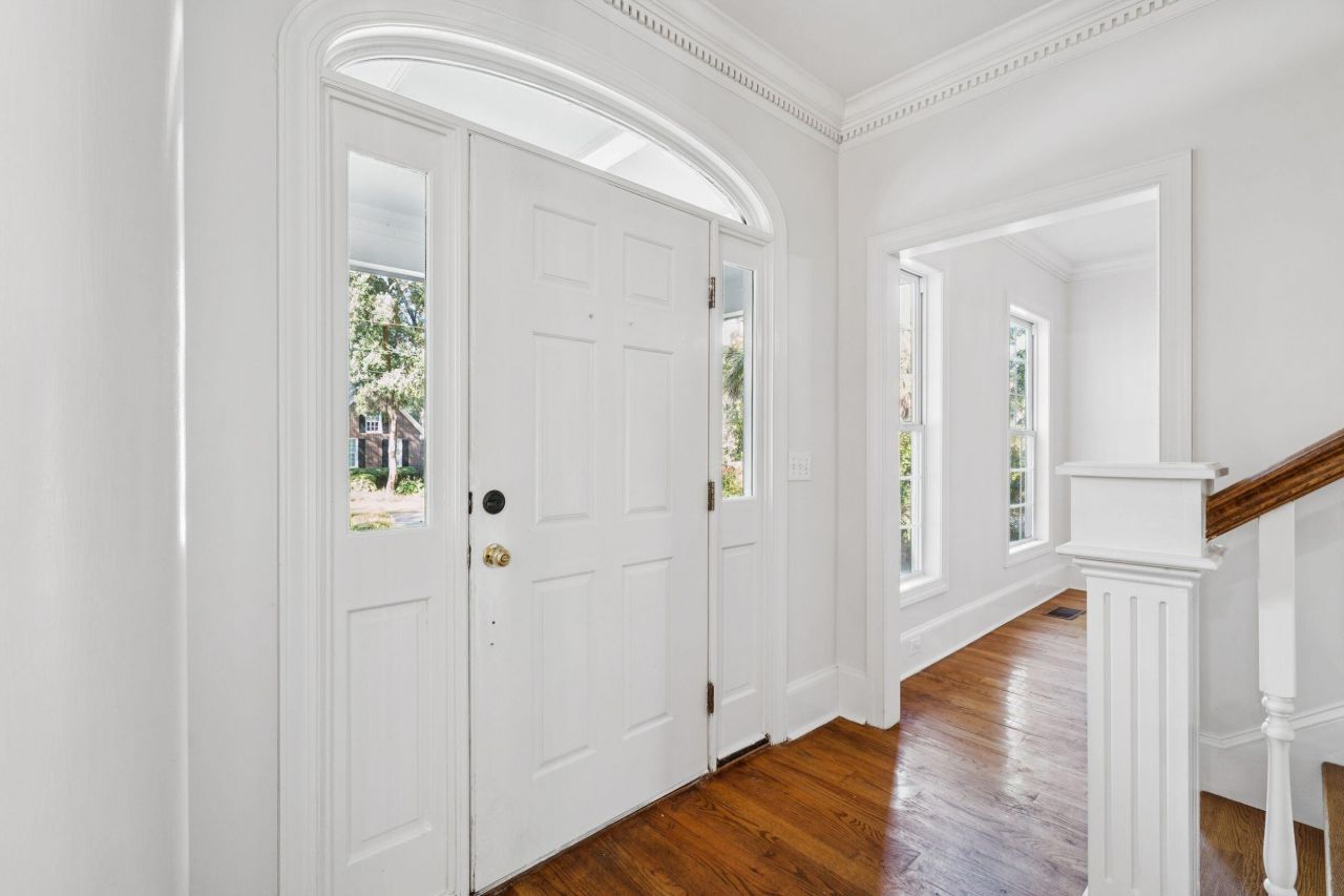 660 Ayers Drive Photo 8