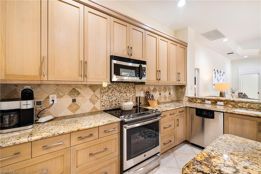 9251 Hollow Pine Dr, Estero, FL 34135 Photo