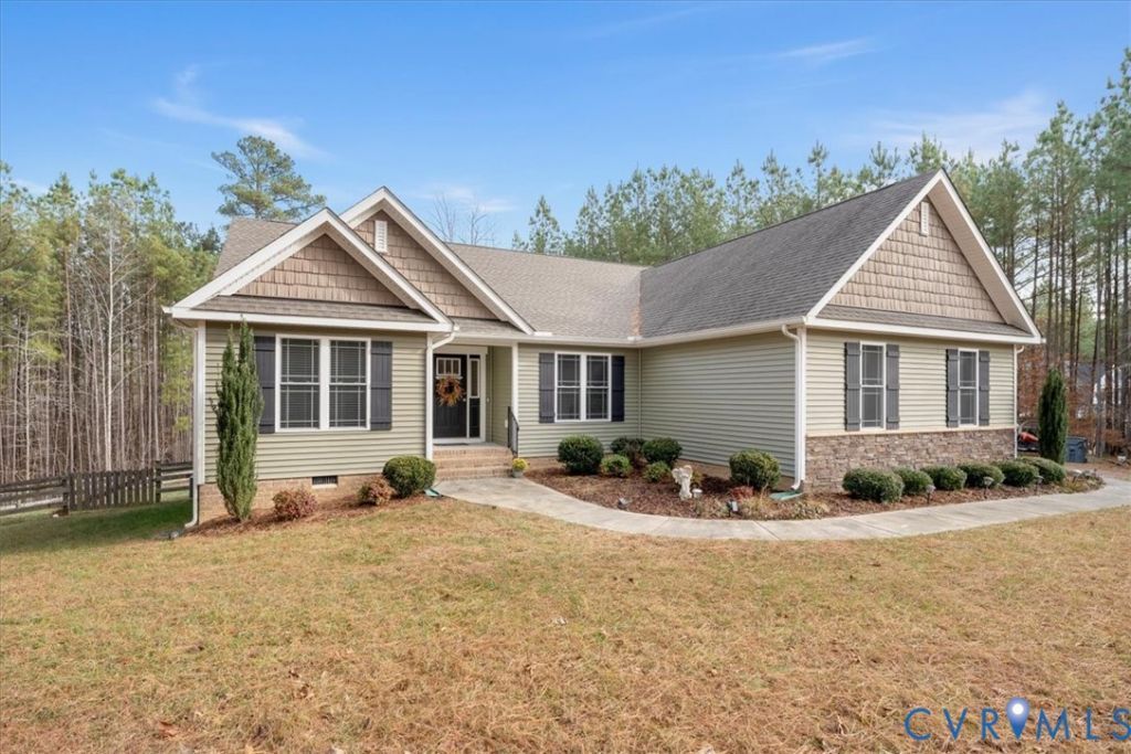 6175 Walnut Tree Drive Powhatan, VA 23139