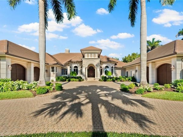 26367 Woodlyn DR, BONITA SPRINGS, FL 34134