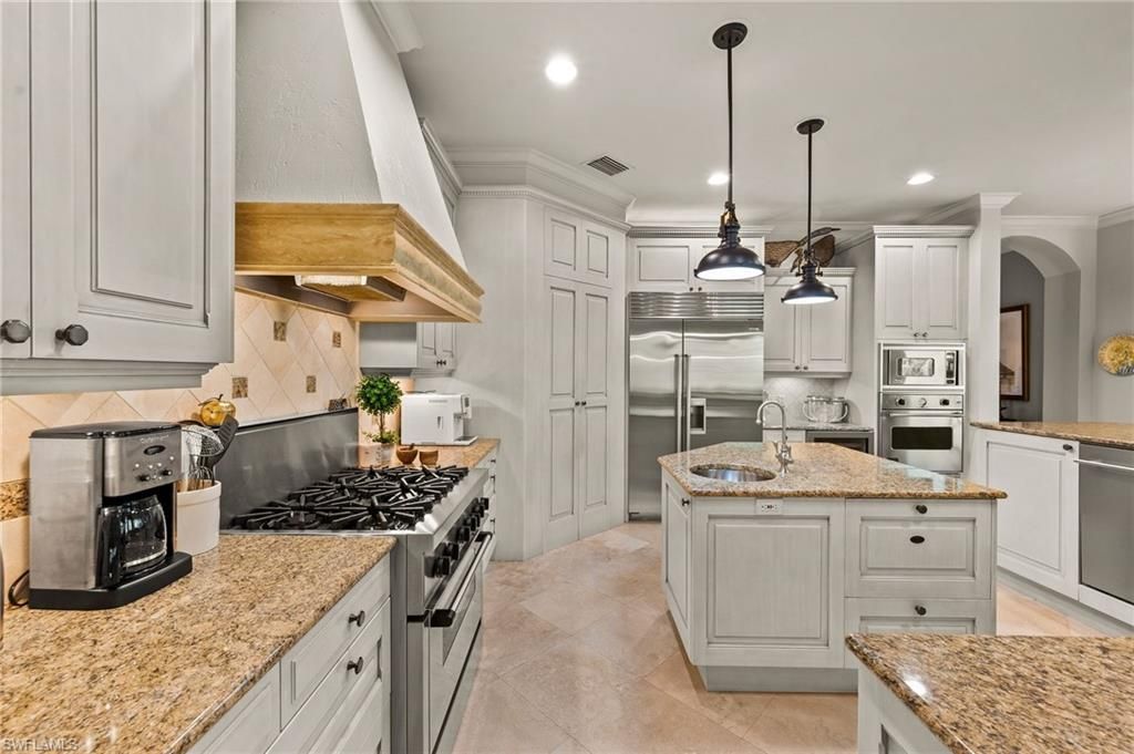 26367 Woodlyn Dr, Bonita Springs, FL 34134 Photo