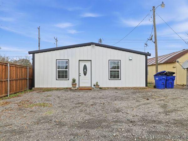 312 Godfrey Avenue, Colbert, OK 74733