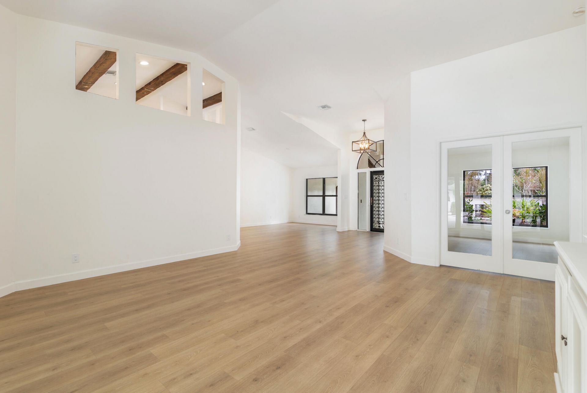 6725 Katherine Road, West Palm Beach, FL 33413 Photo