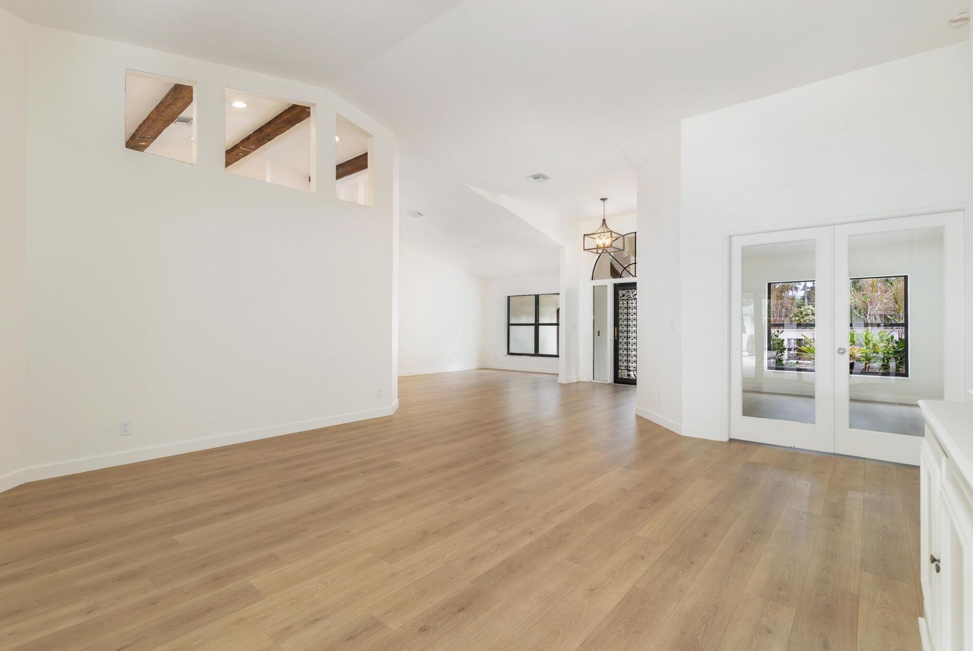 6725 Katherine Road, West Palm Beach, FL 33413 Photo