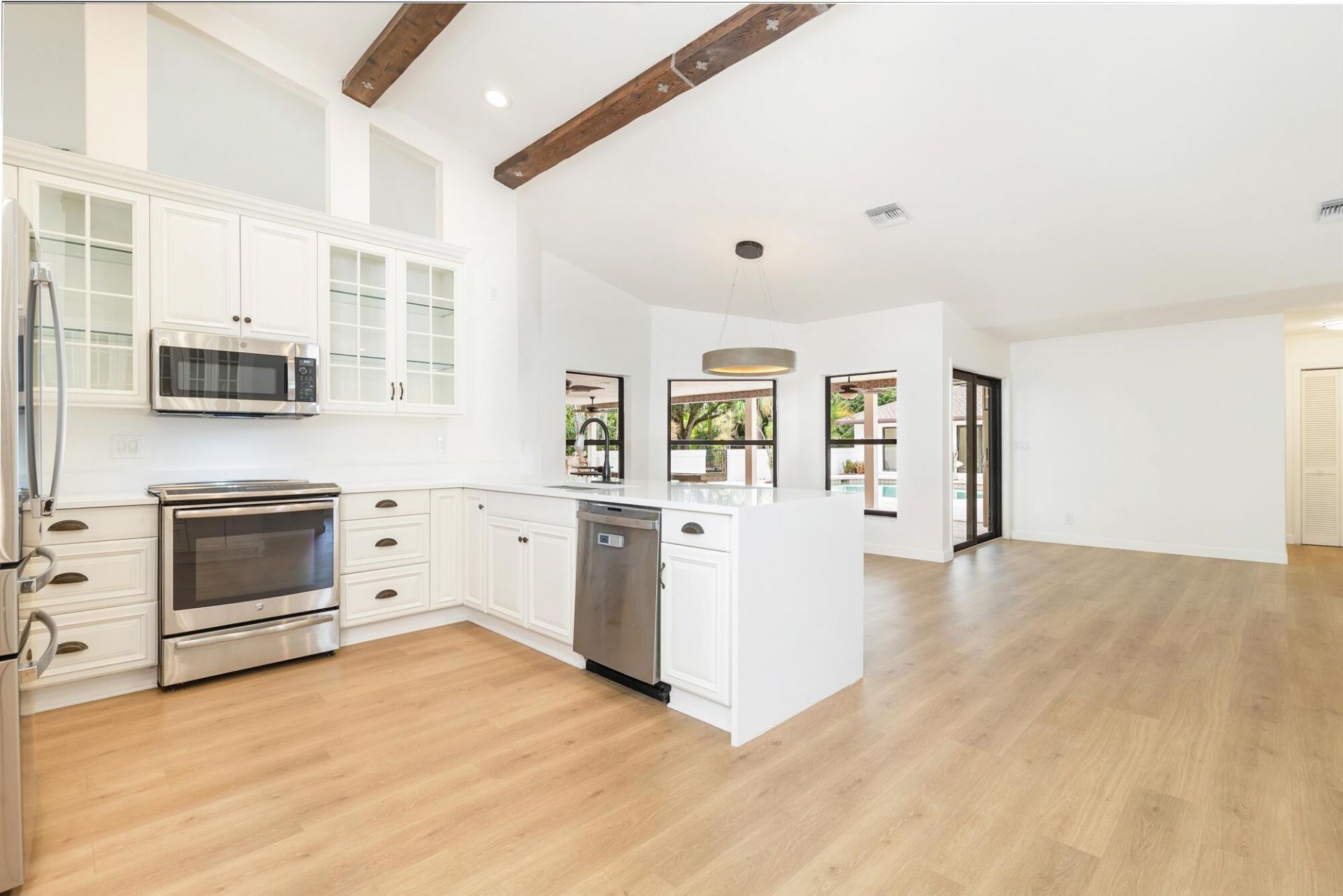 6725 Katherine Road, West Palm Beach, FL 33413 Photo