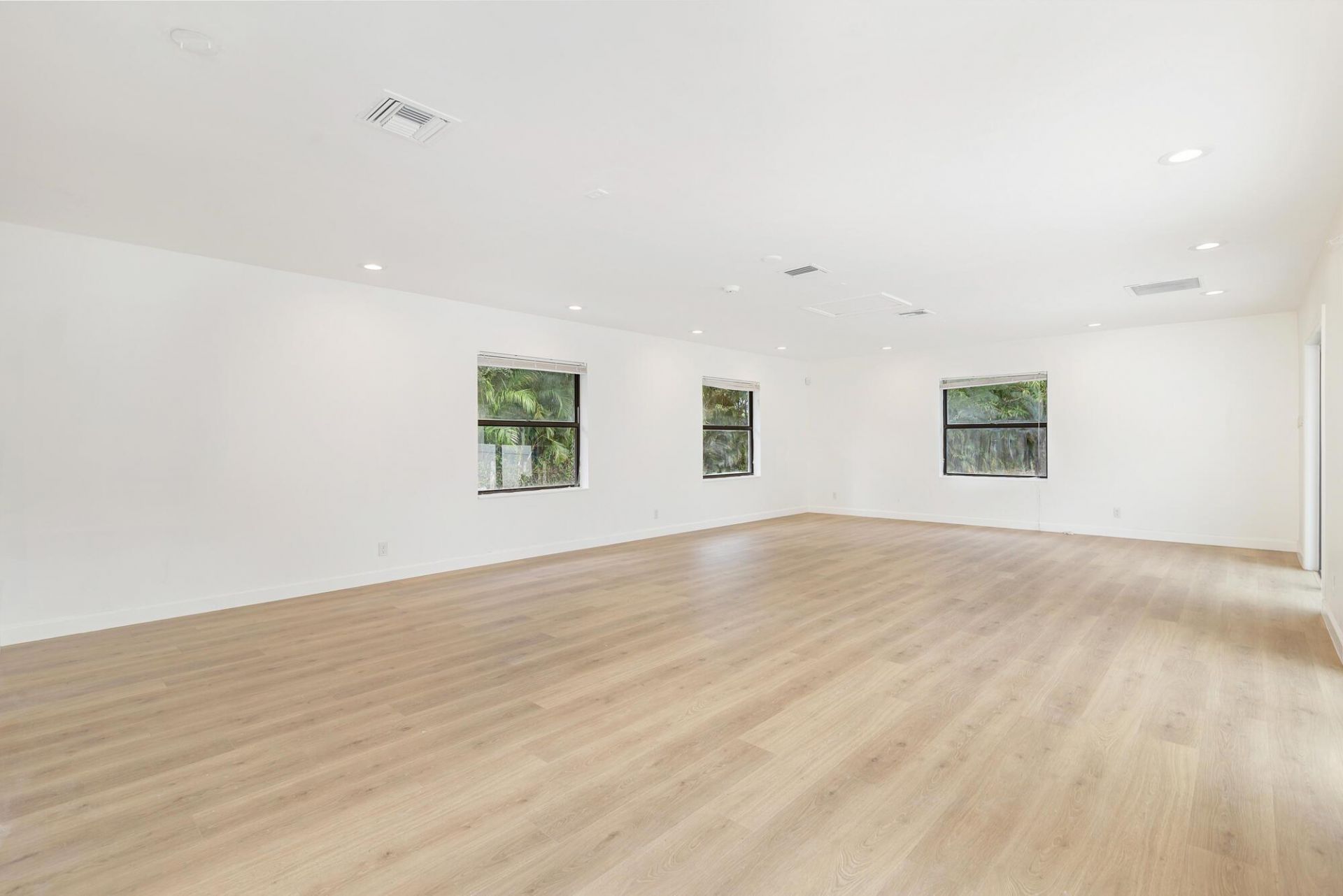 6725 Katherine Road, West Palm Beach, FL 33413 Photo