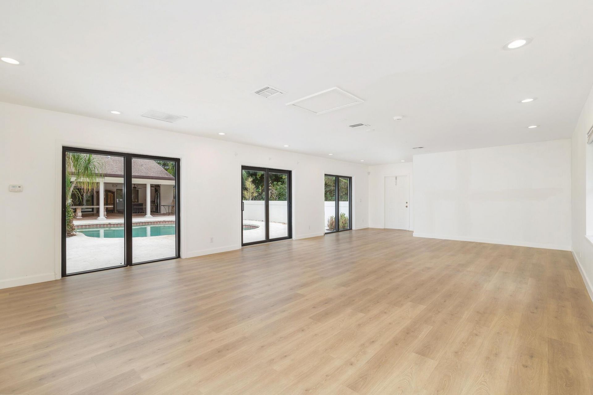 6725 Katherine Road, West Palm Beach, FL 33413 Photo