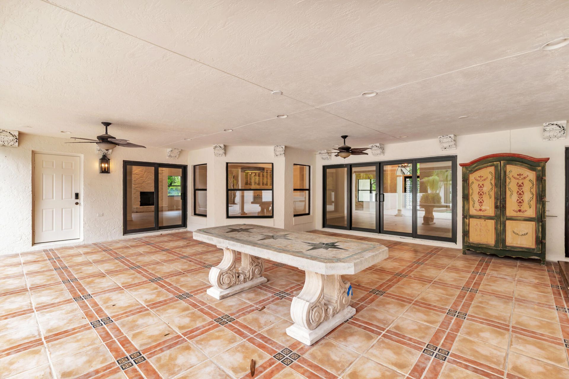 6725 Katherine Road, West Palm Beach, FL 33413 Photo